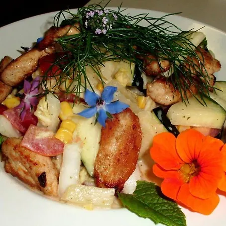 ゲストハウス Marchenland Waldbärenburg